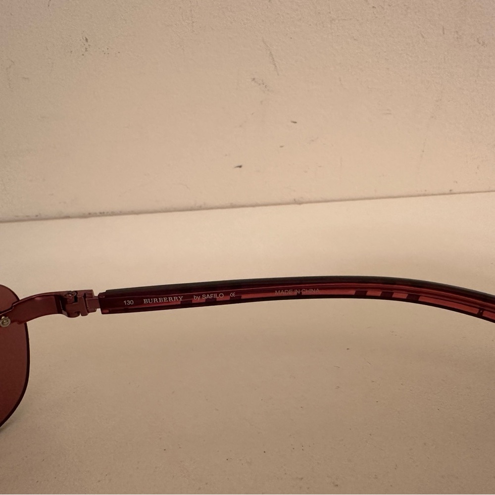 Burberry Women's Sunglasses - Picture 6 of 7